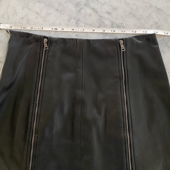 BCBGMAXAZRIA leather mini skirt, size XS - Picture 10 of 10
